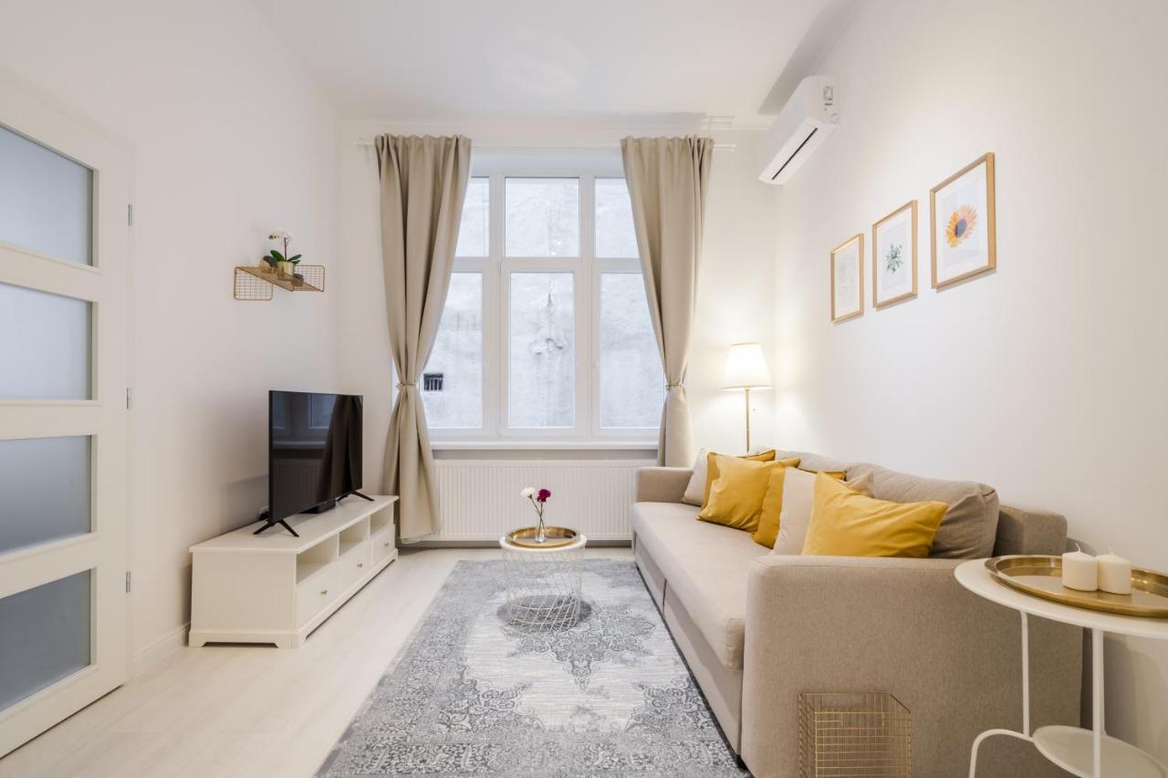 Bpr Lynx Home With A/C Budapest Exterior foto