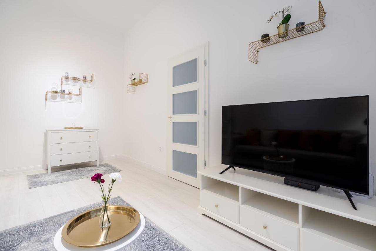 Bpr Lynx Home With A/C Budapest Exterior foto